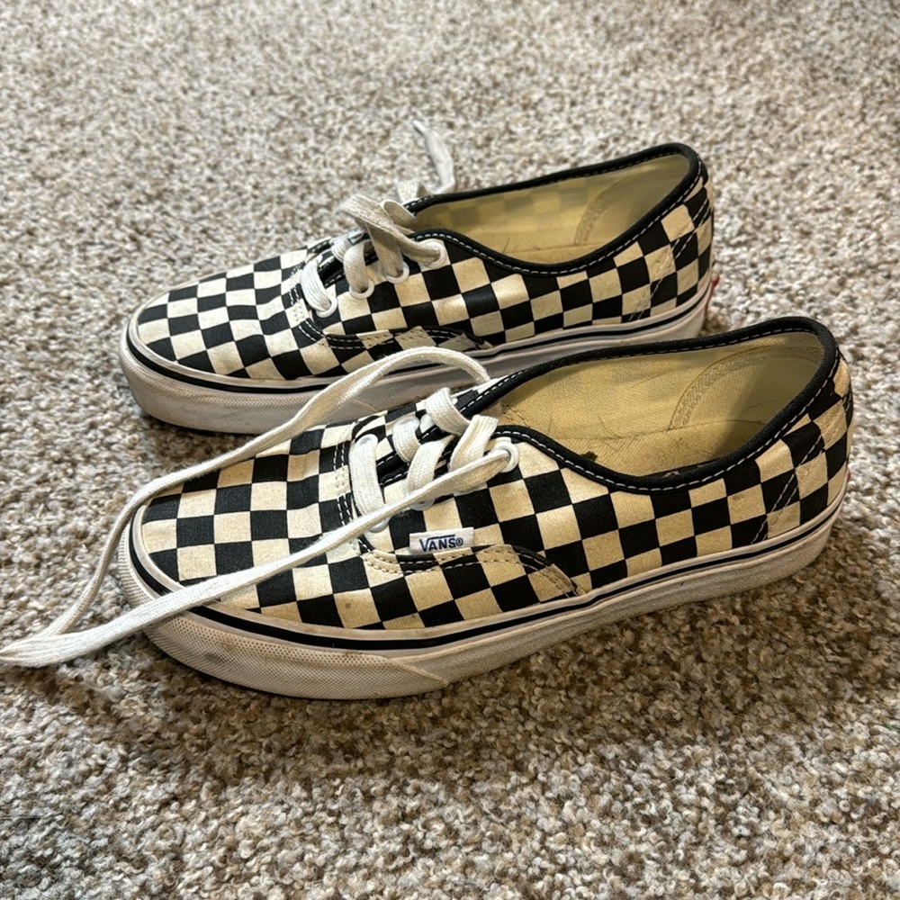 Checkered vans. Size US W 7